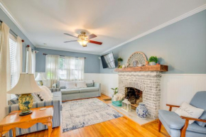 Charming Mt Dora Home with Shared Patio and Yard!